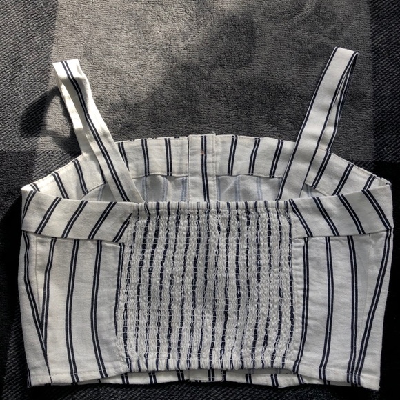 5 variety Garage Tops - Picture 3 of 16